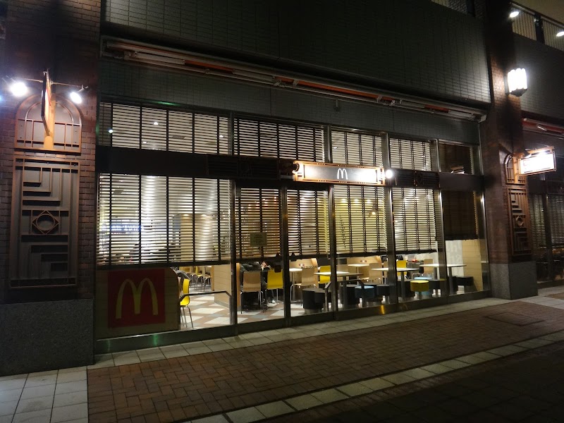マクドナルド 横浜ワールドポーターズ店