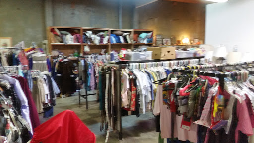 Thrift Store «Albany Helping Hands Thrift Store», reviews and photos, 705 SE 1st Ave, Albany, OR 97321, USA