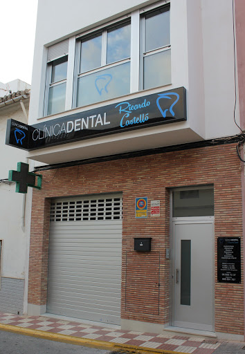 Clínica Ricardo Castelló en Tavernes de la Valldigna, Valencia