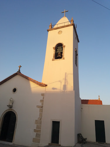 Avaliações doIgreja Paroquial de Ribeira de Frades em Coimbra - Igreja