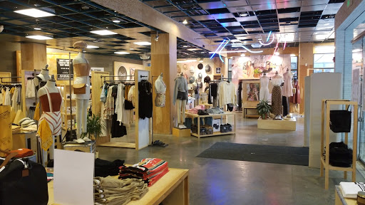 Clothing Store «Urban Outfitters», reviews and photos, 131 E Green St, Ithaca, NY 14850, USA