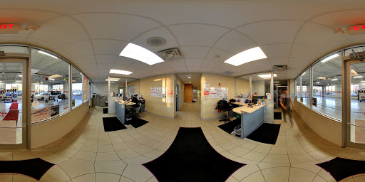 Car Dealer «West Herr Toyota of Williamsville», reviews and photos, 8129 Main St, Williamsville, NY 14221, USA