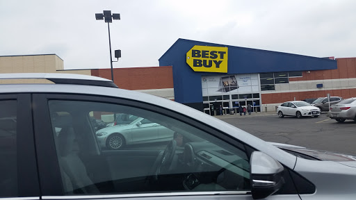 Electronics Store «Best Buy», reviews and photos, 5815 Youngstown Warren Rd, Niles, OH 44446, USA