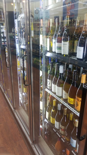 Wine Store «Wine & Beer At the Andovers», reviews and photos, 342 Winthrop Ave, Lawrence, MA 01843, USA