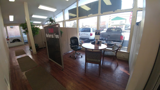 Car Dealer «Car & Van World», reviews and photos, 577 Chester Pike, Prospect Park, PA 19076, USA