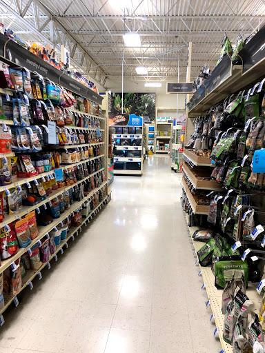 Pet Supply Store «PetSmart», reviews and photos, 3585 N Shiloh Dr, Fayetteville, AR 72703, USA