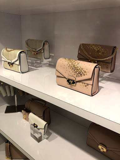 Fashion Accessories Store «Michael Kors», reviews and photos, 20-A Killingworth Turnpike #430, Clinton, CT 06413, USA