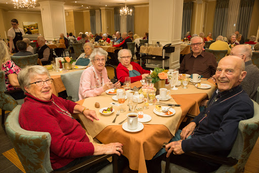 Retirement Home Beacon Heights Retirement Residence in Gloucester (ON) | LiveWay