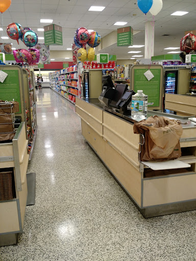 Supermarket «Publix Super Market at Poinciana Place», reviews and photos, 2915 Vineland Rd, Kissimmee, FL 34746, USA