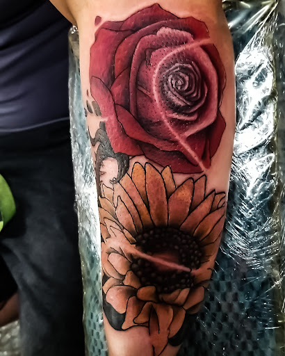 Body Piercing Shop «Ink Fever Tattoos and Body Piercing», reviews and photos, 5576 Mission Boulevard, Riverside, CA 92509, USA