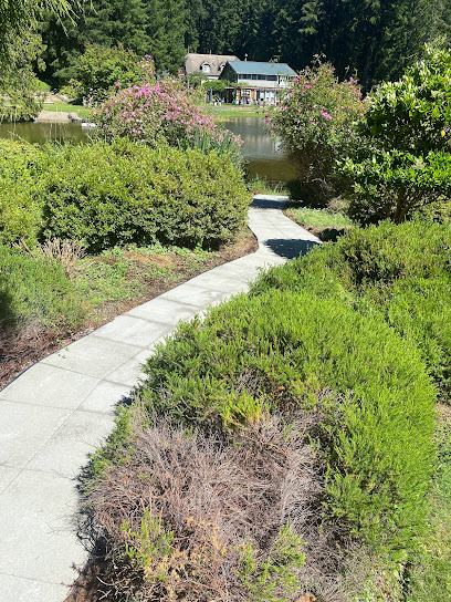 Santos Landscaping services residential and commercial clients across Kitsap County and Gig Harbor.