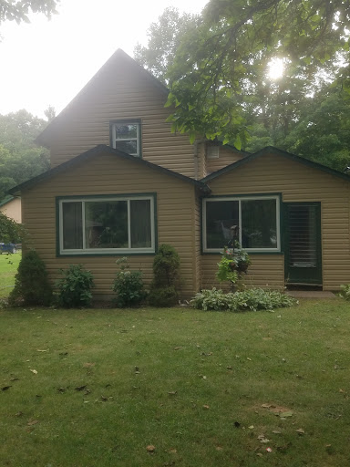 Roofing Contractor «J & B West Roofing and Construction», reviews and photos, 5263 W 400 S, La Porte, IN 46350, USA