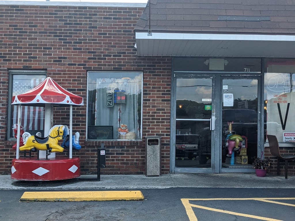 Lil Vols Diner 37769