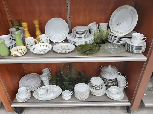 Thrift Store «The CHAP Thrift Store», reviews and photos, 2020 E Hwy 13, Burnsville, MN 55337, USA