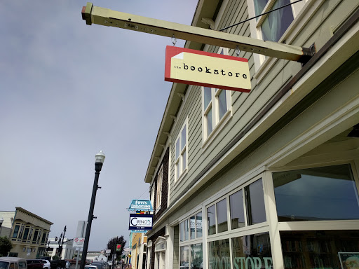 Used Book Store «The Book Store & Vinyl Cafe», reviews and photos, 137 E Laurel St, Fort Bragg, CA 95437, USA
