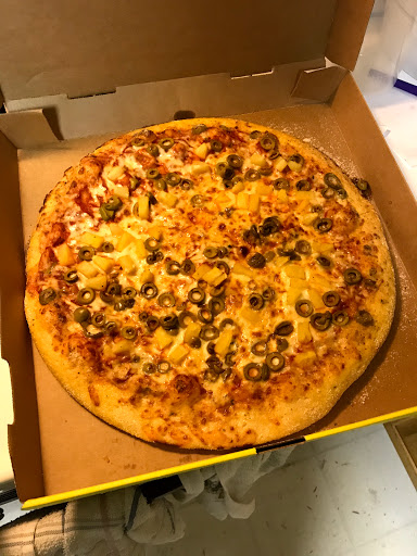 Hungry Howies Pizza image 2