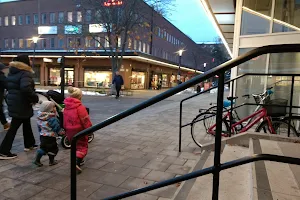 Hässelby Gård Centrum image