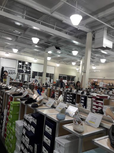 Shoe Store «DSW Designer Shoe Warehouse», reviews and photos, 17502 Hawthorne Blvd, Torrance, CA 90504, USA