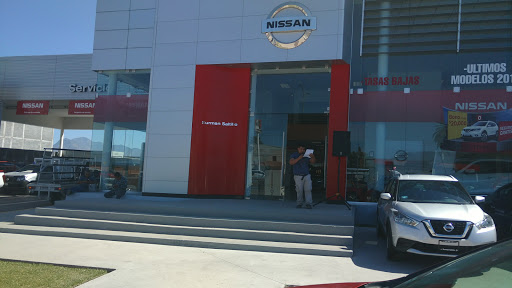 Nissan Surman