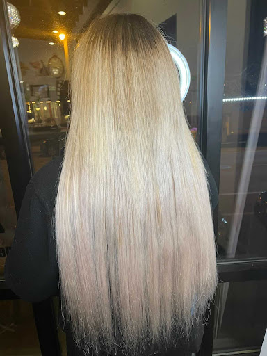 Beauty Salon «Get Dolled Up Beauty lounge», reviews and photos, 4312 N Oakland Ave, Shorewood, WI 53211, USA