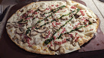 Tarte flambée du Restaurant français La Cour de Mémé - Soupe à Mémé & Mercerie à Obernai - n°10