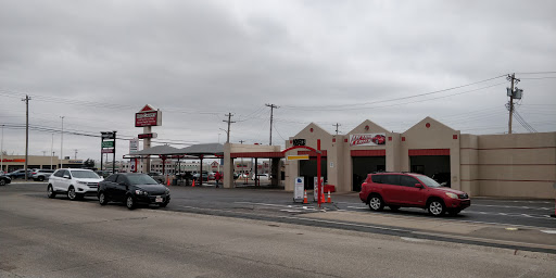 Red Carpet Car Wash en Oklahoma City