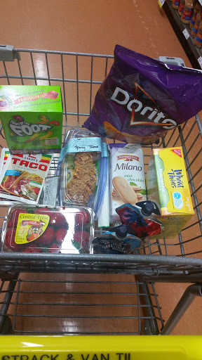 Grocery Store «Strack & Van Til Food Market», reviews and photos, 9632 Cline Ave, Highland, IN 46322, USA