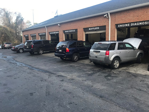 Tire Shop «Buckhead Tire & Auto Repair», reviews and photos, 3830 Roswell Rd NE, Atlanta, GA 30342, USA