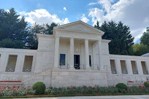 Suresnes American Cemetery image