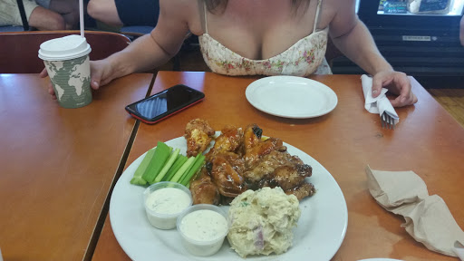 Grocery Store «Saxapahaw General Store», reviews and photos, 1735 Saxapahaw-Bethlehem Church Rd, Saxapahaw, NC 27340, USA