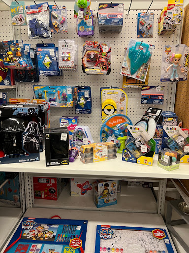 Home Goods Store «Tuesday Morning», reviews and photos, 2516 Cantrell Rd i, Little Rock, AR 72202, USA