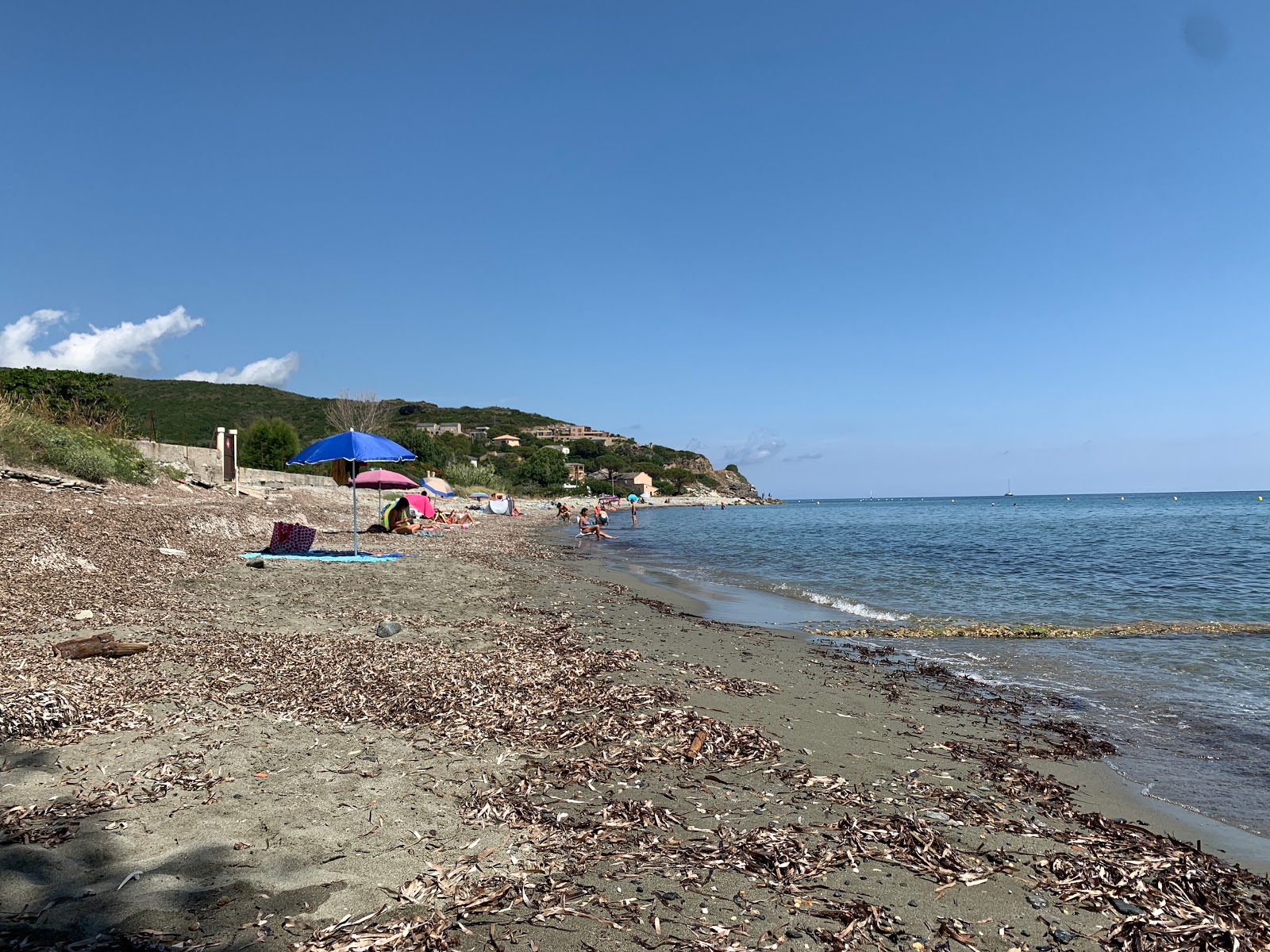 Fotografie cu Sisco beach cu nivelul de curățenie in medie