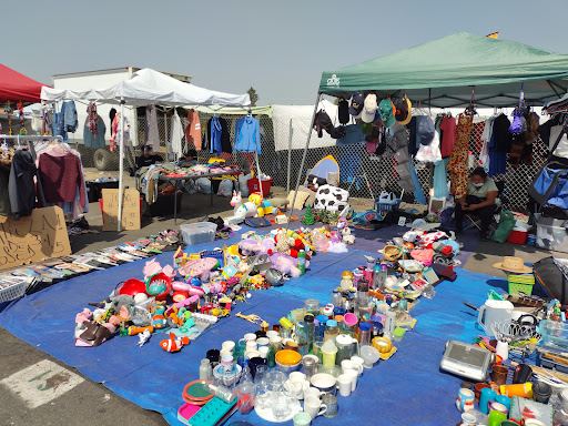 Cherry Avenue Auction image