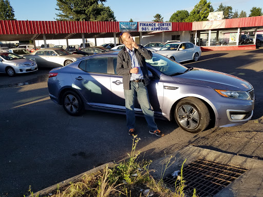 Used Car Dealer «PDX Used Cars», reviews and photos, 1475 SE Tualatin Valley Hwy, Hillsboro, OR 97123, USA