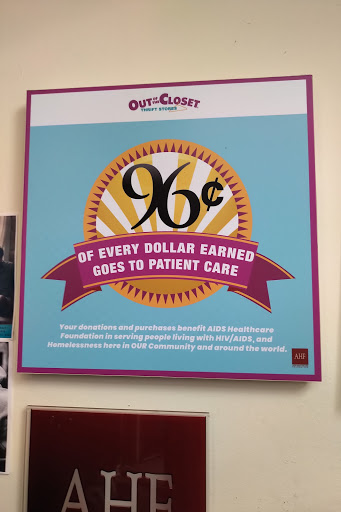 Thrift Store «Out of the Closet - Brooklyn», reviews and photos, 475 Atlantic Ave, Brooklyn, NY 11217, USA