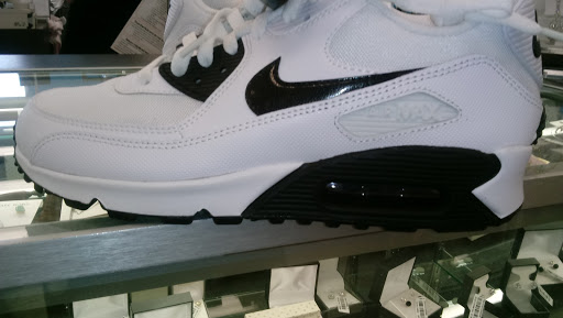 Clothing Store «Ross Dress for Less», reviews and photos, 11310 W Florissant Ave, Florissant, MO 63033, USA