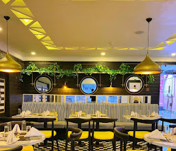 Grandlux Lounge photo