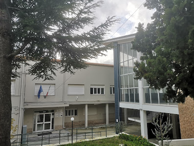 Istituto Omnicomprensivo dei Monti Dauni (scuola media) Via dei Mille, 71023 Bovino FG, Italia