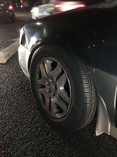 Tire Shop «Discount Tire Store - Renton, WA», reviews and photos, 361 S Grady Way, Renton, WA 98057, USA