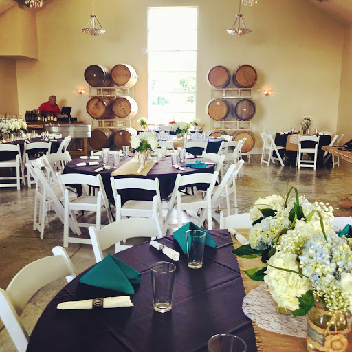 Winery «Buckeye Lake Winery, Inc», reviews and photos, 13750 Rosewood Rd NE, Thornville, OH 43076, USA