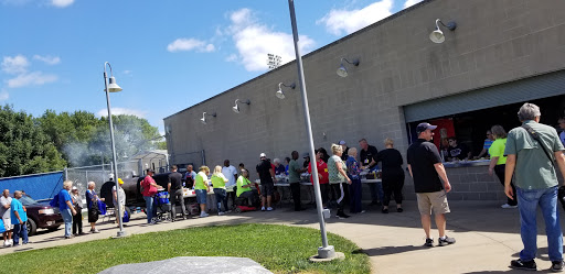 Stadium «Veterans Memorial Stadium», reviews and photos, 950 Rockford Rd SW, Cedar Rapids, IA 52404, USA