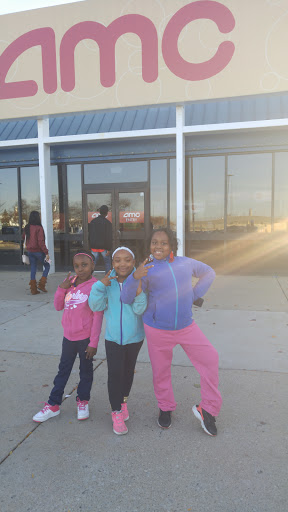 Movie Theater «AMC Ford City 14», reviews and photos, 7601 South Cicero Ave, Chicago, IL 60652, USA