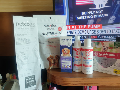 Pet Supply Store «Petco Animal Supplies», reviews and photos, 61-23 190th St, Fresh Meadows, NY 11365, USA