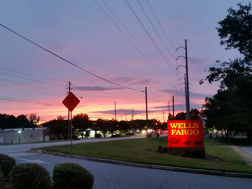 Shopping Mall «Five Forks Corners Shopping Center», reviews and photos, 4045 Five Forks Trickum Rd SW, Lilburn, GA 30047, USA