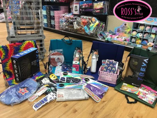 Beauty «Ross Cosmetics», reviews and photos, 625 Central Ave, Highland Park, IL 60035, USA