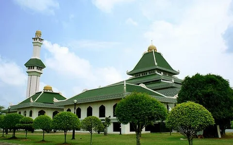 Masjid Al-Azim, Masjid Negeri Melaka image