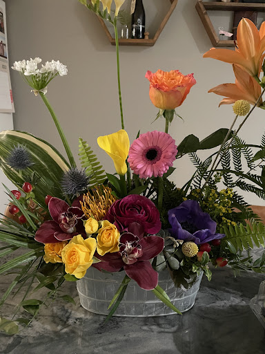 Florist «Flowers Etcetera By Denise», reviews and photos, 637 N 2nd St, Philadelphia, PA 19123, USA