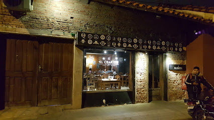 Restaurant El Mayoral - Alma Crucena 300, Santa Cruz de la Sierra, Bolivia