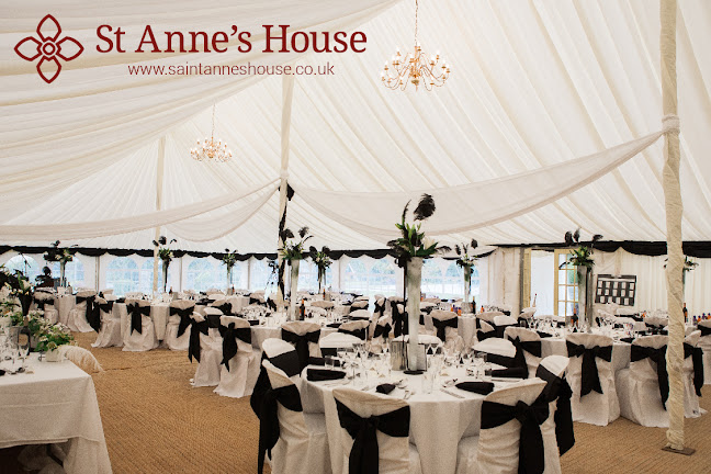 Comments and reviews of St Anne's House