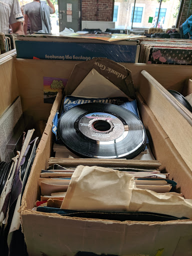 Thrift Store «Community Thrift», reviews and photos, 623 Valencia St, San Francisco, CA 94110, USA